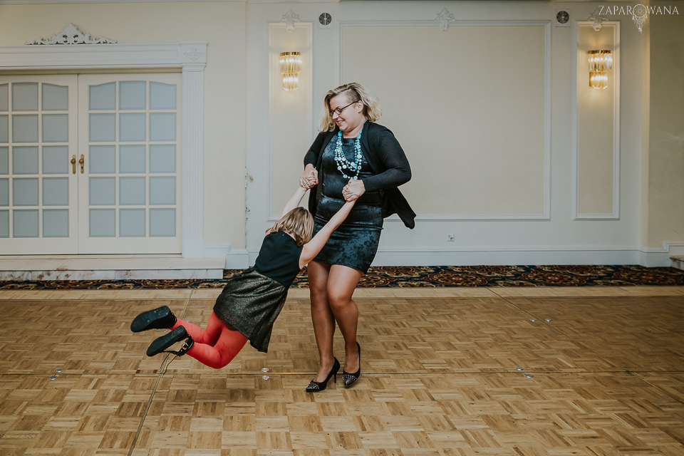 Agnieszka Piotr - Fotografia ślubna Warszawa - Pałacyk Otrębusy - ZAPAROWANA-112 Agnieszka Piotr - Fotografia ślubna Warszawa - Pałacyk Otrębusy - ZAPAROWANA-112
