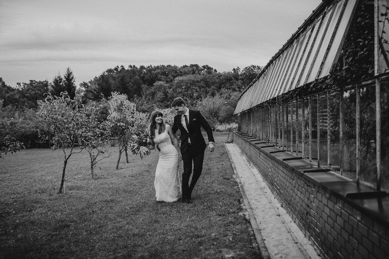 ZAPAROWANA - Fotograf ślubny Warszawa - Sesja w Ogrodzie Botanicznym w Powsinie