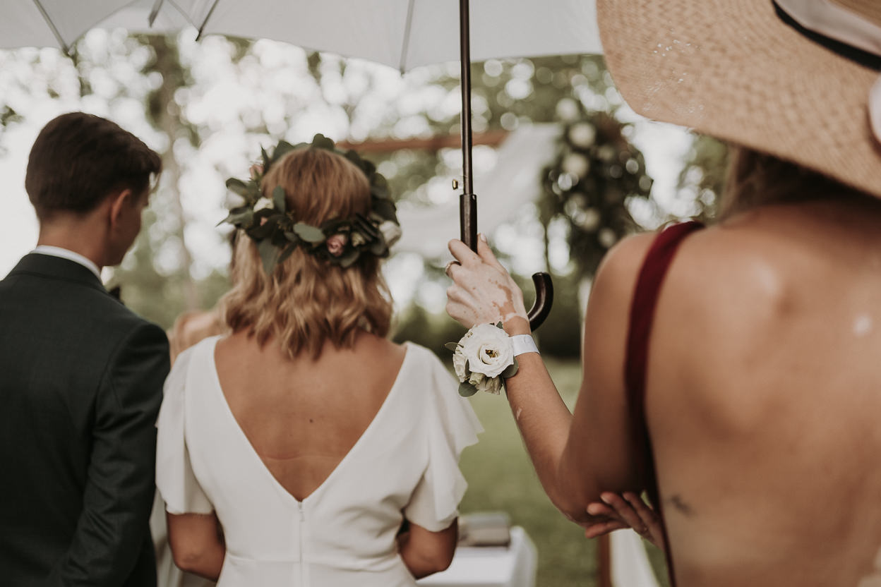 ZAPAROWANA - Ślub kościelny w plenerze - Zacisze Anny Korcz - Fotografia ślubna