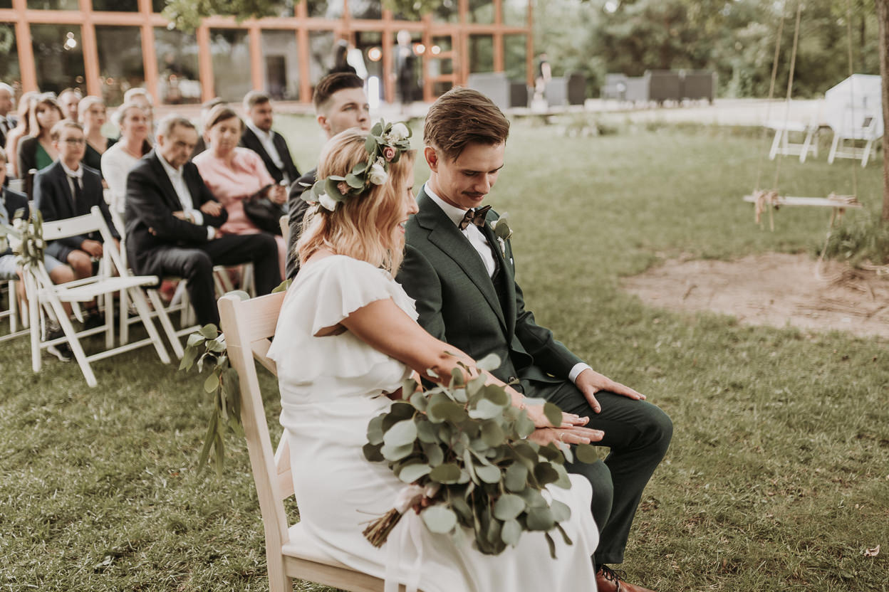 ZAPAROWANA - Ślub kościelny w plenerze - Zacisze Anny Korcz - Fotografia ślubna