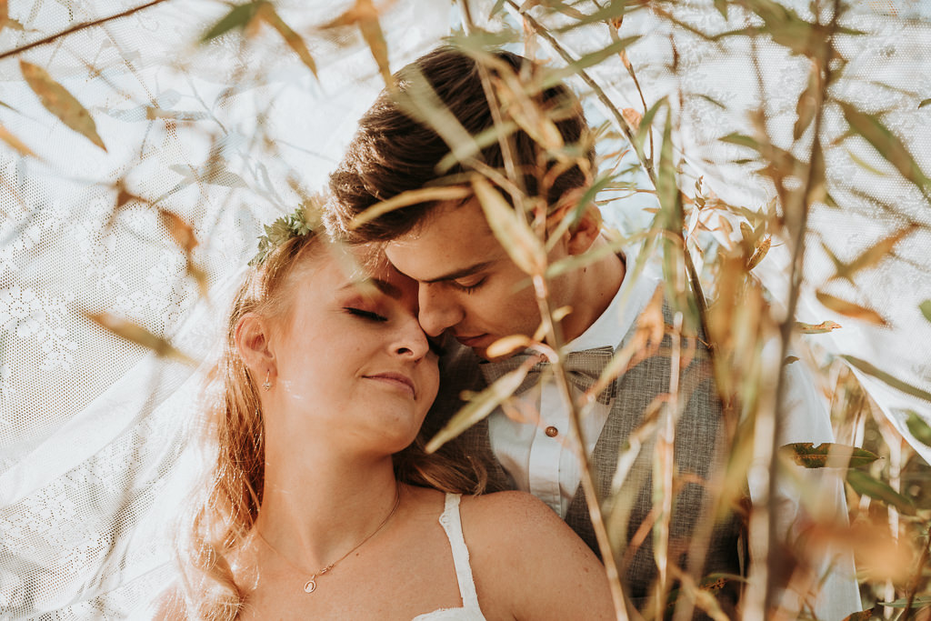 Sesja boho na plaży - ZAPAROWANA - Fotograf ślubny Warszawa