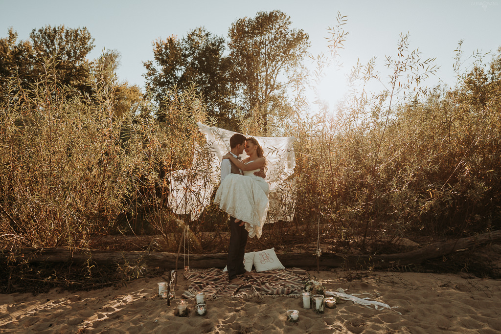 Sesja boho na plaży - ZAPAROWANA - Fotograf ślubny Warszawa