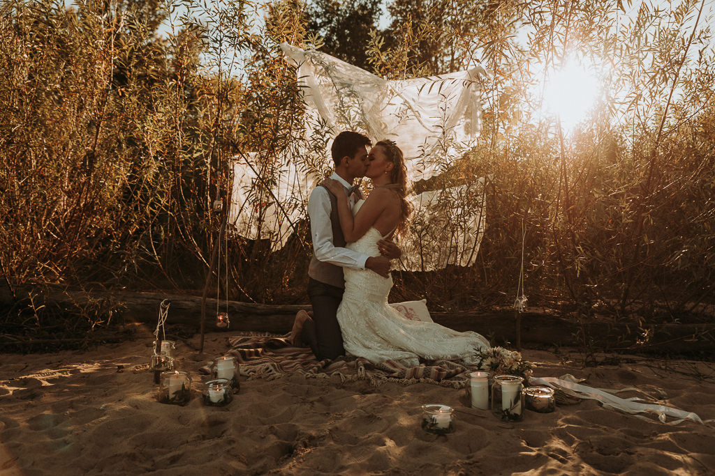 Sesja boho na plaży - ZAPAROWANA - Fotograf ślubny Warszawa