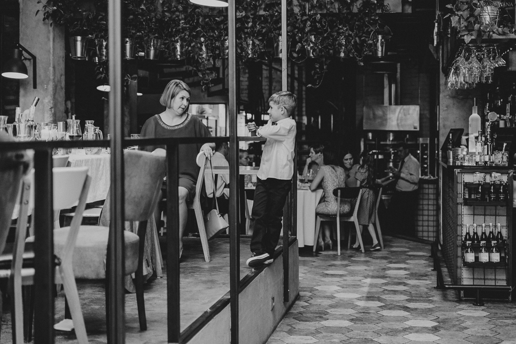 Industrialne wesele Boska Praga Warszawa - Sesja na Starówce - ZAPAROWANA